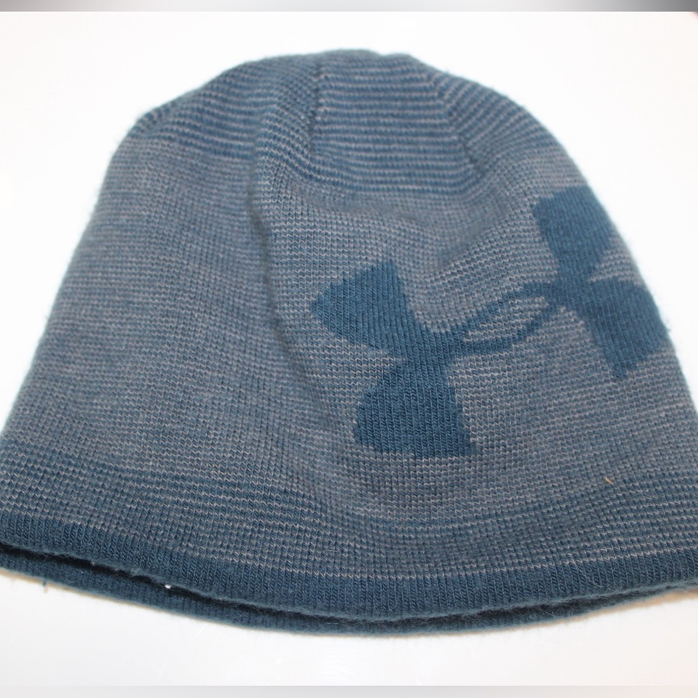 Under Armour Billboard Beanie 2.0 — Grey & Blue Skull Cap